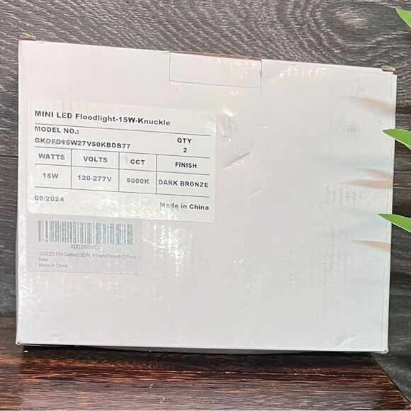 GKOLED 15W LED Floodlight, Outdoor Security, 1500 Lumens, 50W MH, 5000K Day Wht - Picture 11 of 16